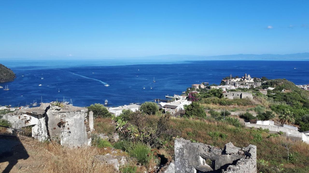 Casa Tra Cielo E Mare Bed & Breakfast Lipari  Exterior photo