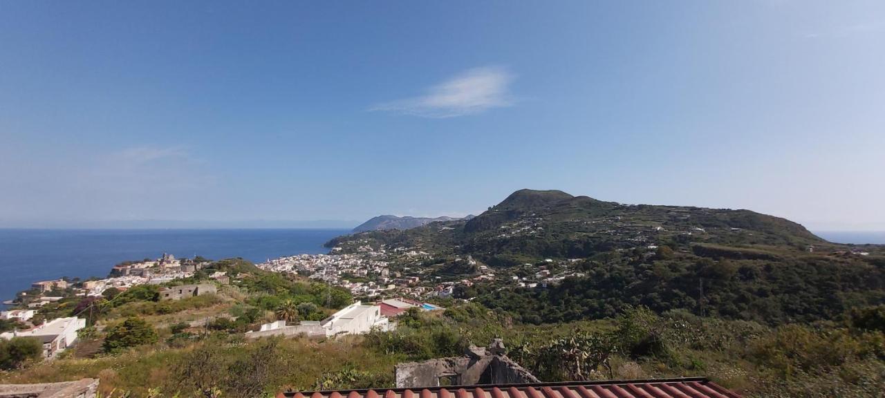 Casa Tra Cielo E Mare Bed & Breakfast Lipari  Exterior photo